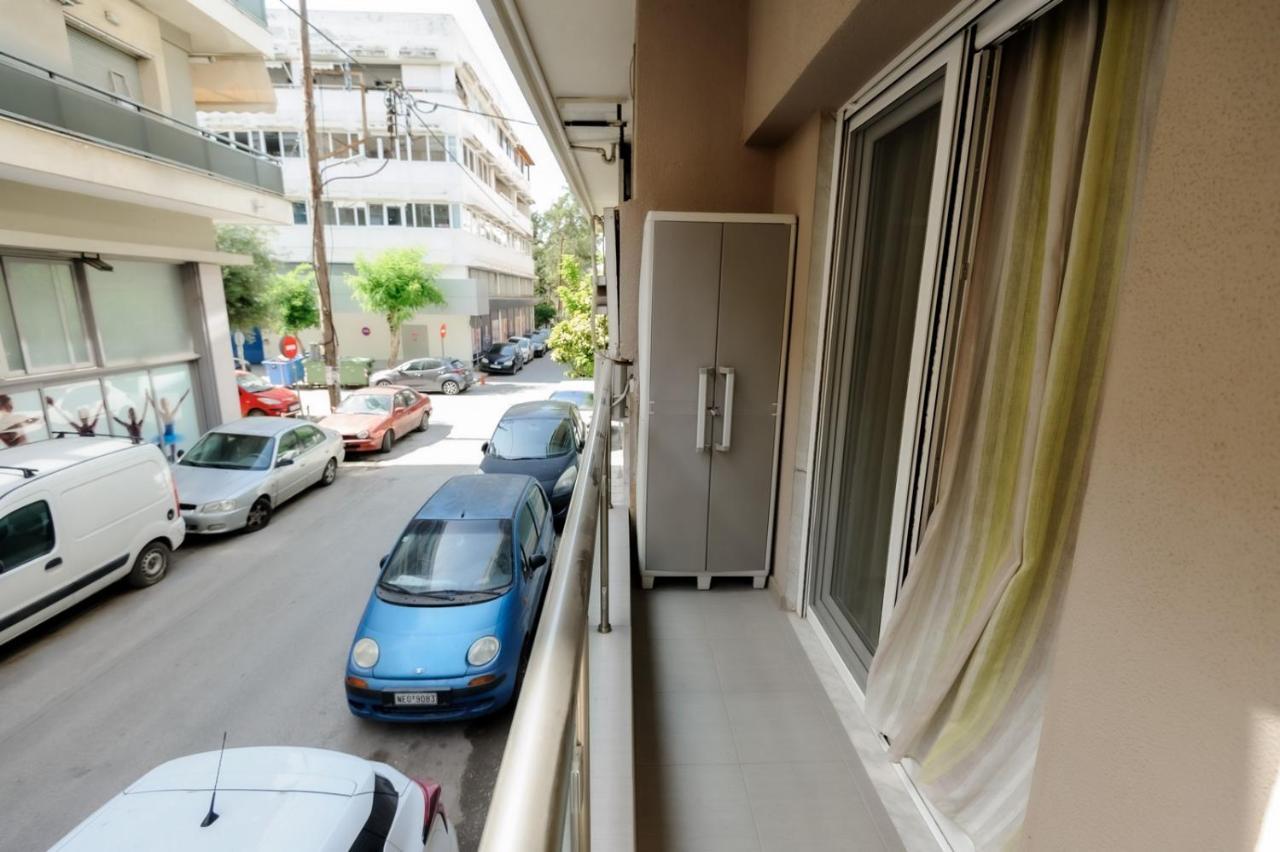 4 Colours Apartment Tesalonika Bagian luar foto